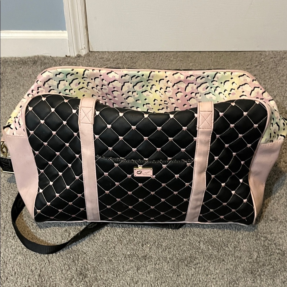 Betsy Johnson Stylish Black and Pink Quilted Women's Bag